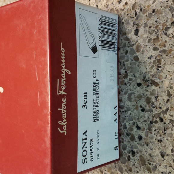 Salvatore Ferragamo Midnight Suede/ Leather Cap Toe Sonia Pump - Picture 12 of 12